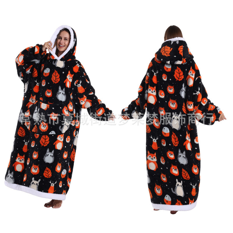 Une génération de sweat à capuche imprimé décontracté, vêtement d'hiver épais et long, chemise de nuit pour couple adulte, étiquetage TK transfrontalier