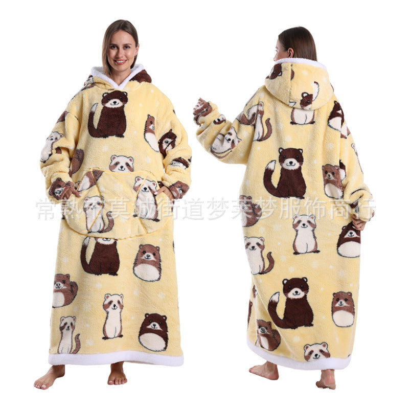Une génération de sweat à capuche imprimé décontracté, vêtement d'hiver épais et long, chemise de nuit pour couple adulte, étiquetage TK transfrontalier