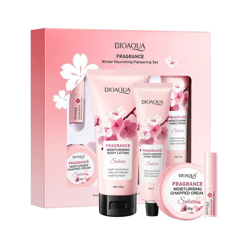 « Lot de 4 pièces BIOAQUA Set de soins de la peau à la fleur de cerisier (Sakura) : crème hydratante pour le corps, crème pour les mains, baume à lèvres, lotion corporelle, kit de soins anti-âge pour la peau. »