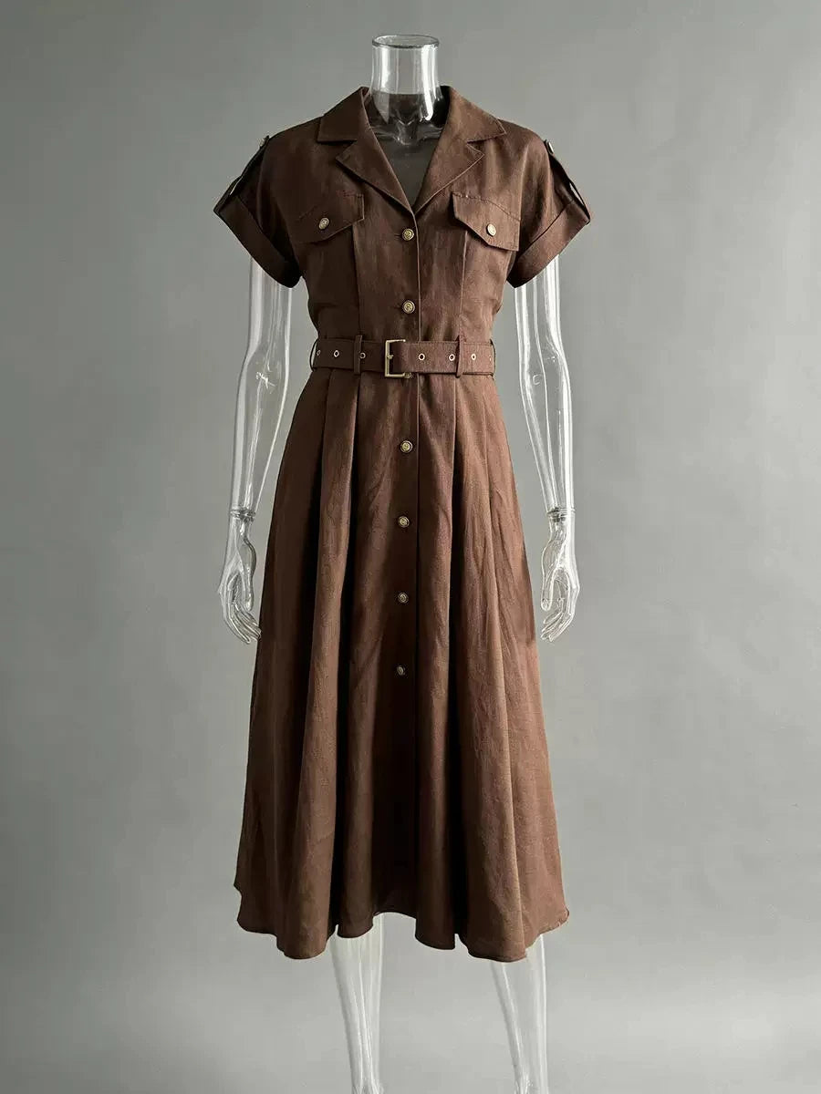 Robe chemise longue et unie pour femme, style estival, élégante, à manches courtes, ceinturée, coupe trapèze, idéale pour les vacances, la plage ou un style décontracté. »