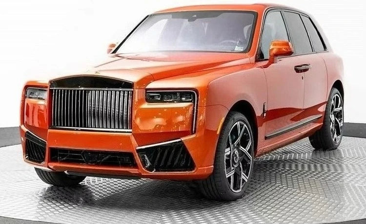 Dernier kit de carrosserie et pare-chocs pour Rolls-Royce Cullinan (2018-2024) : mise à niveau vers le modèle 2025, incluant pare-chocs, calandre et phares.